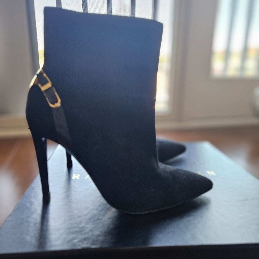 Ralph Lauren Purple label Black booties in size 6.5